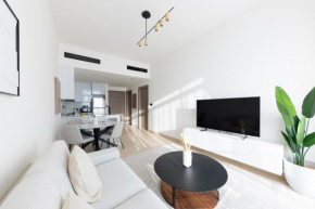 Cozy 1BR with balcony in Binghatti Emerald